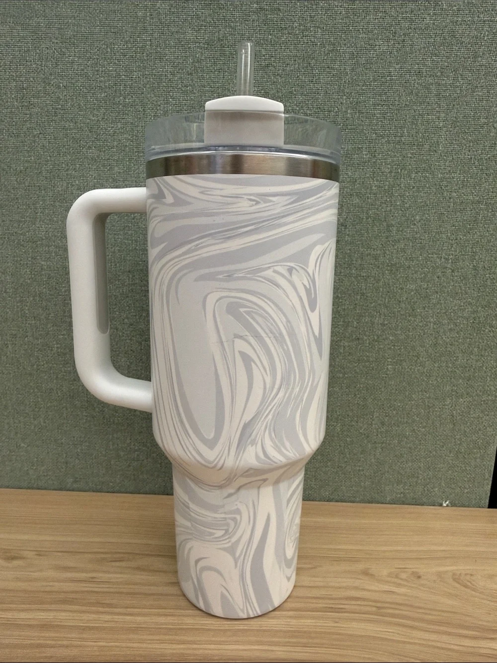 Stanley Marble White and Light Gray Travel Tumbler with Handle & Straw - Picture 2 of 5